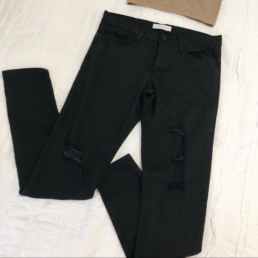 black ripped skinny jeans